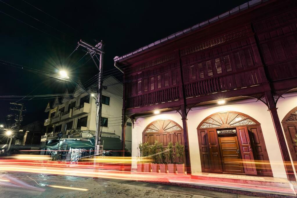 Treetop - Fong Lee Cc Lampang Walking Street ภายนอก รูปภาพ